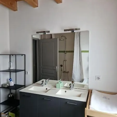 Maison Chaleureuse Proche A31, Avec Parking Apartment